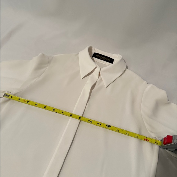 Louis Vuitton Uniform - Elegant White Women's Blouse - Size 34 - Picture 10 of 11
